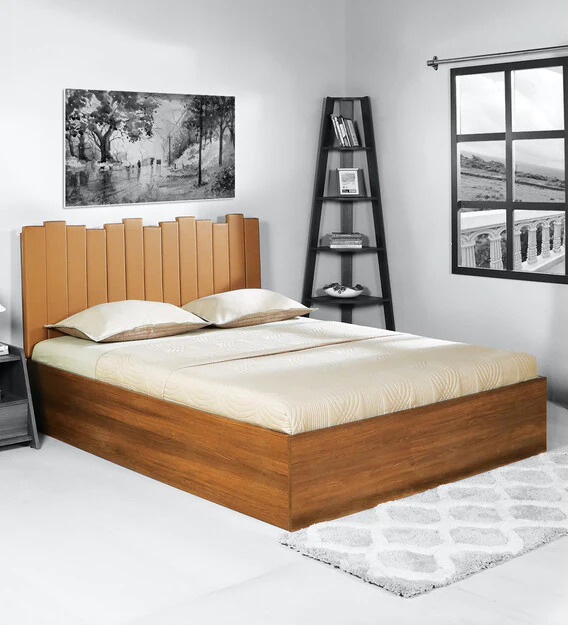 Royal Interiors vignor Wooden Storage Bed