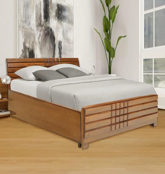 Royal Interiors Classic Wooden Bed