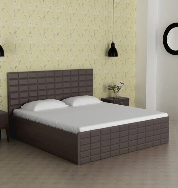 Royal Interiors Finest Wooden Bed