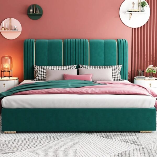 Royal Interiors Hydraulic Storage Bed