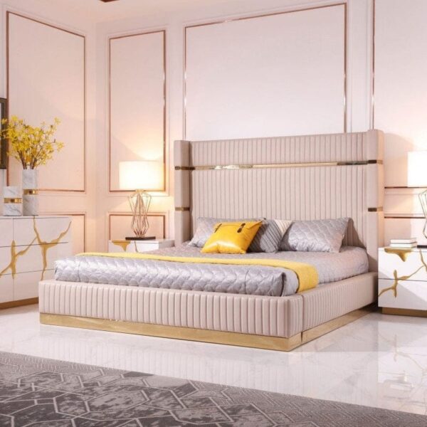 Royal Interiors wooden Bed